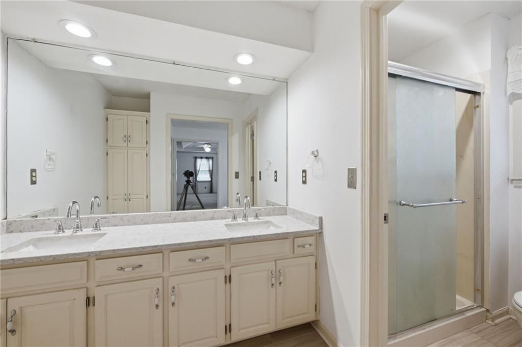 Photo 35 of 66 - 7648 N Lucerne Court, Kansas City, MO 64151