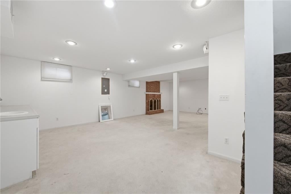 Photo 17 of 66 - 7648 N Lucerne Court, Kansas City, MO 64151