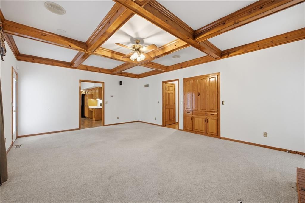 Photo 15 of 66 - 7648 N Lucerne Court, Kansas City, MO 64151