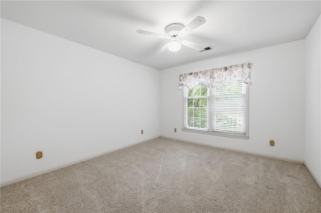 Photo 36 of 66 - 7648 N Lucerne Court, Kansas City, MO 64151