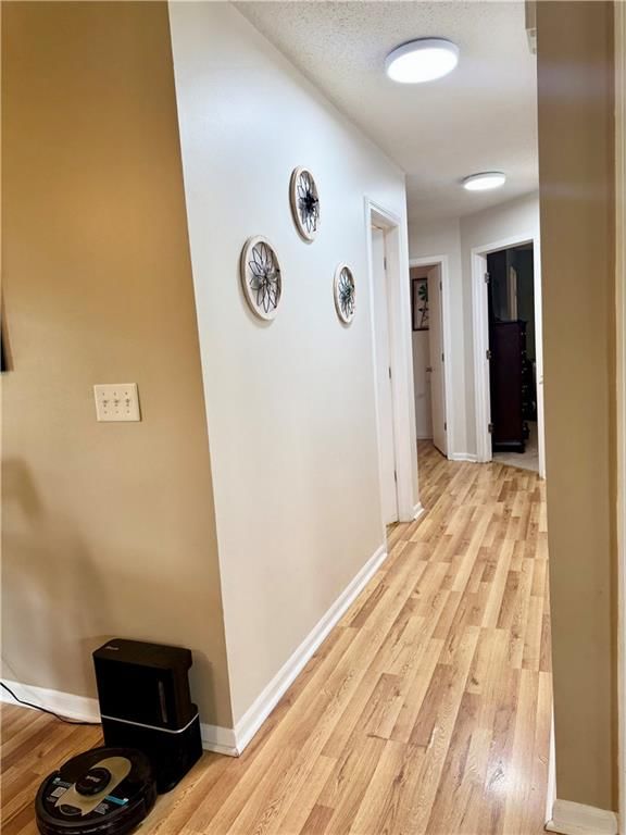 1013 Bedford Drive — photo 8