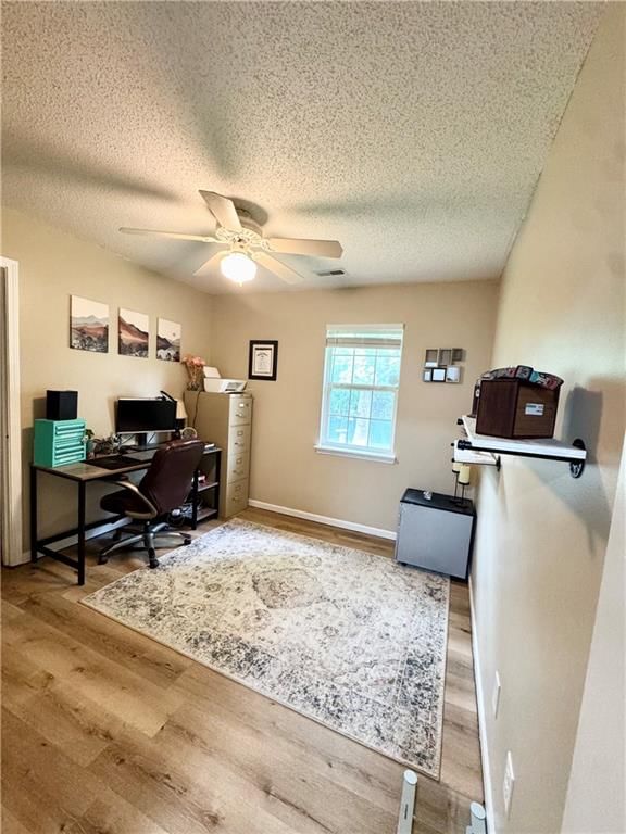 1013 Bedford Drive — photo 23