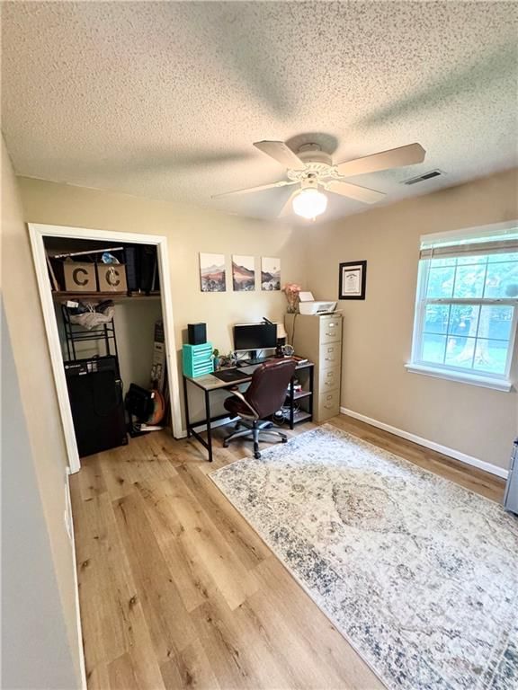 1013 Bedford Drive — photo 24