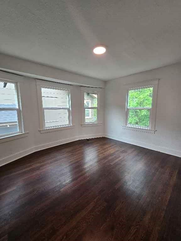 4314 Wayne Avenue — photo 9