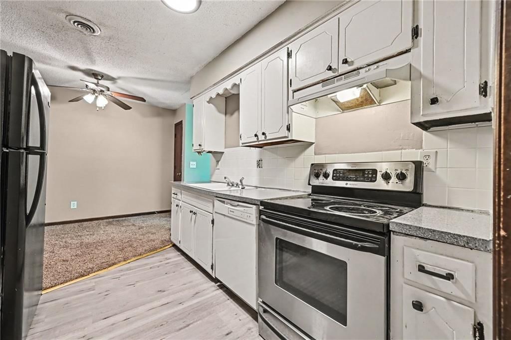 6331 N Wyandotte Street — photo 7