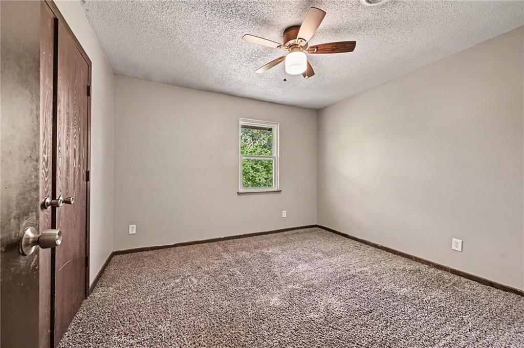 6331 N Wyandotte Street — photo 13