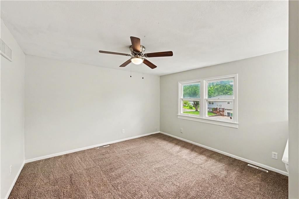 613 W Hulett Street — photo 3
