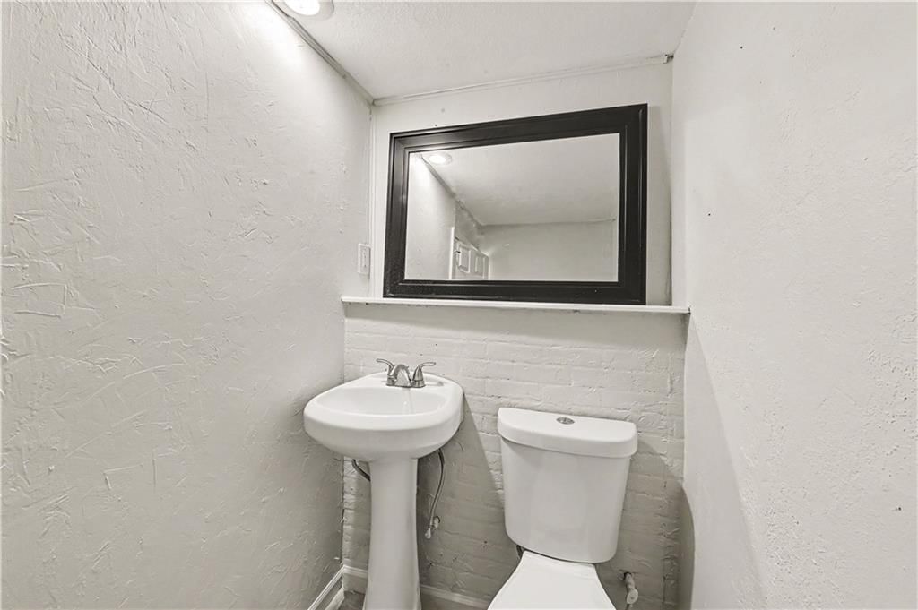 613 W Hulett Street — photo 9
