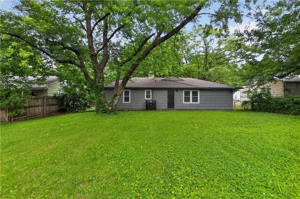 11220 Marsh Avenue — photo 5