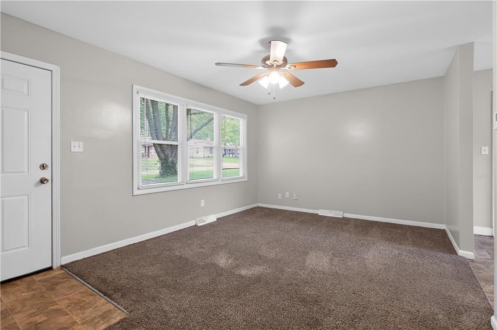 11220 Marsh Avenue — photo 13