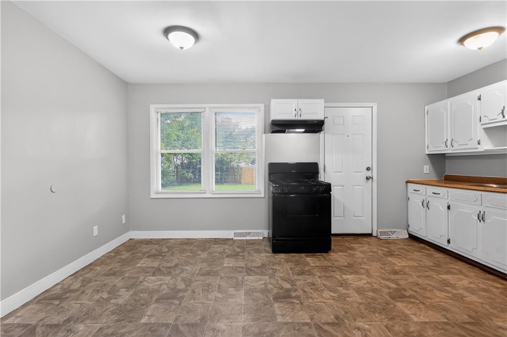 11220 Marsh Avenue — photo 15