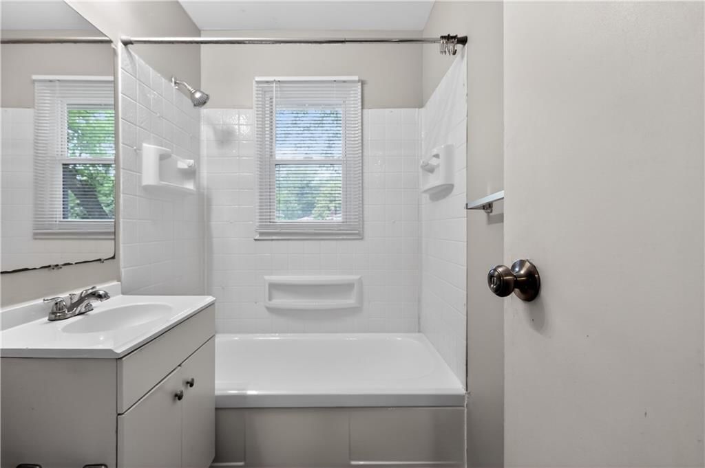 11220 Marsh Avenue — photo 26
