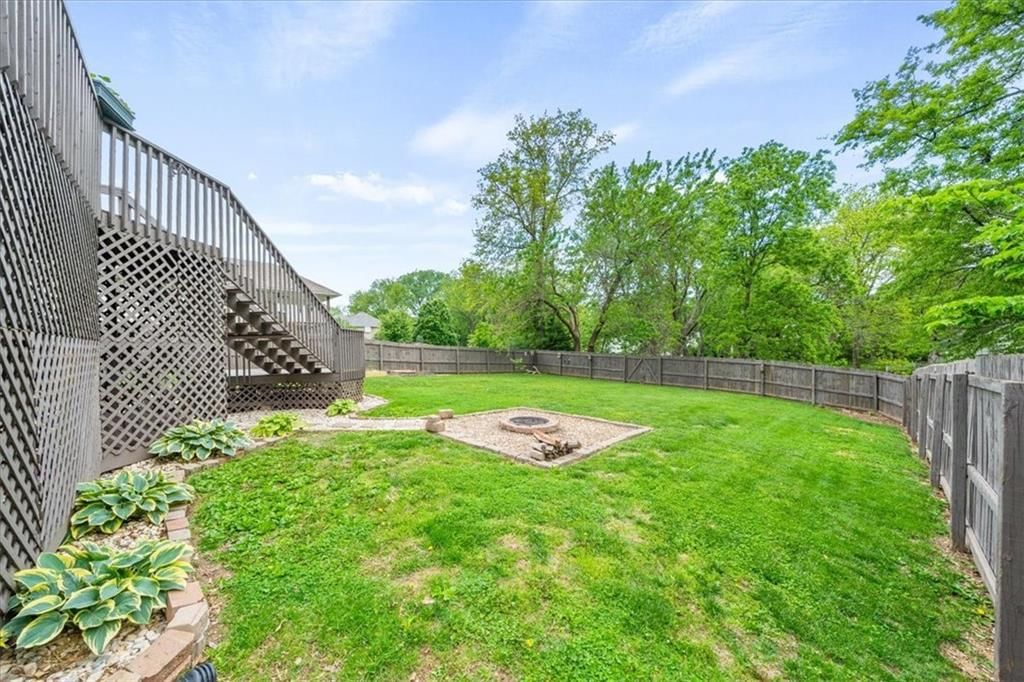 415 Hazelwood Drive — photo 26