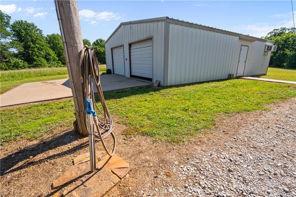 2083 CR 3500 N/A — photo 53