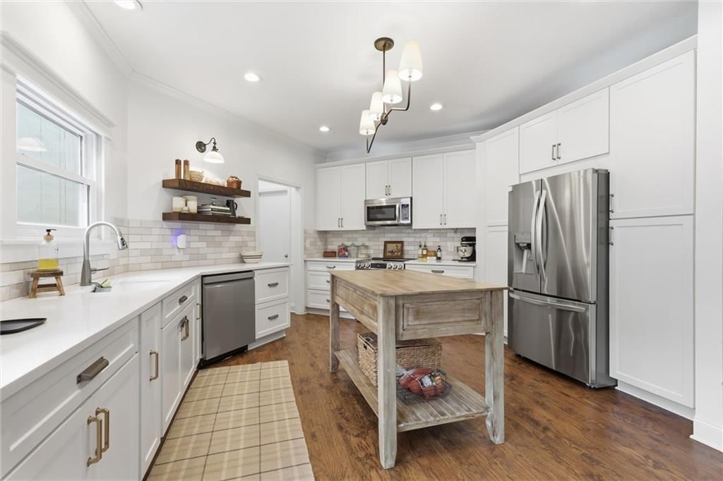 2641 Greenwood Drive — photo 11