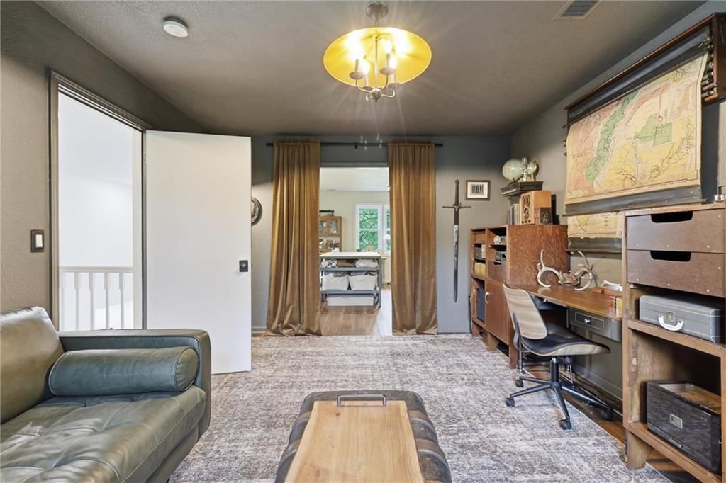 2641 Greenwood Drive — photo 29