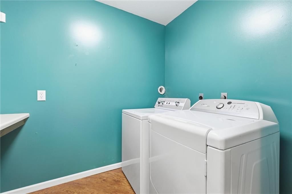2641 Greenwood Drive — photo 46