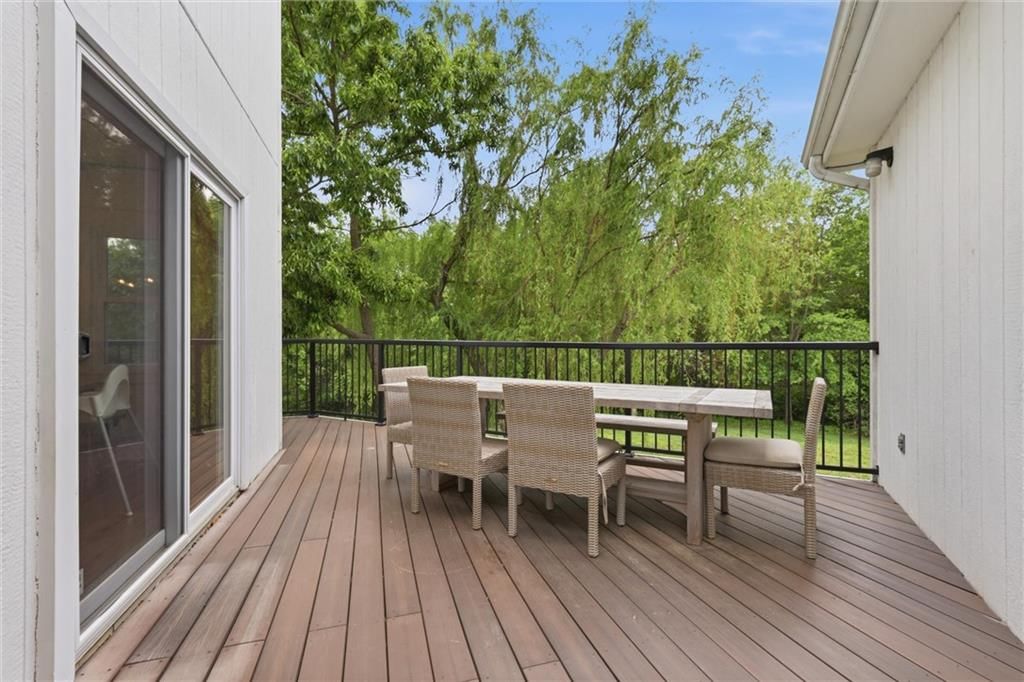 2641 Greenwood Drive — photo 47