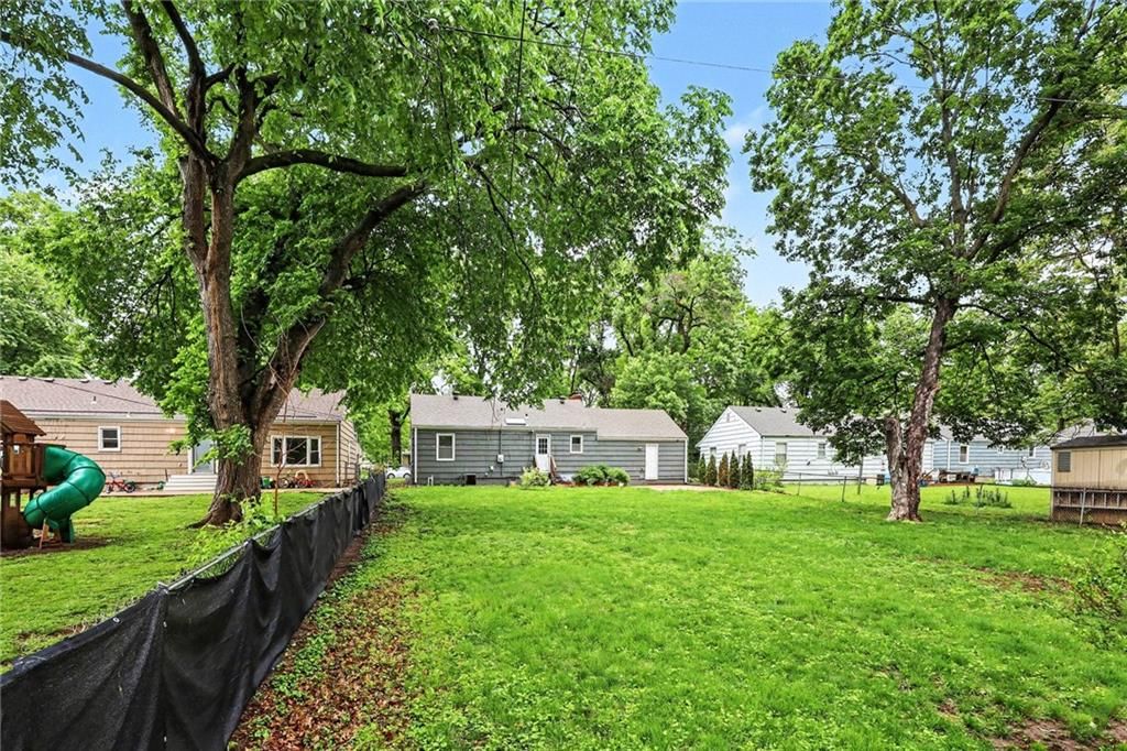 5523 Beverly Avenue — photo 22