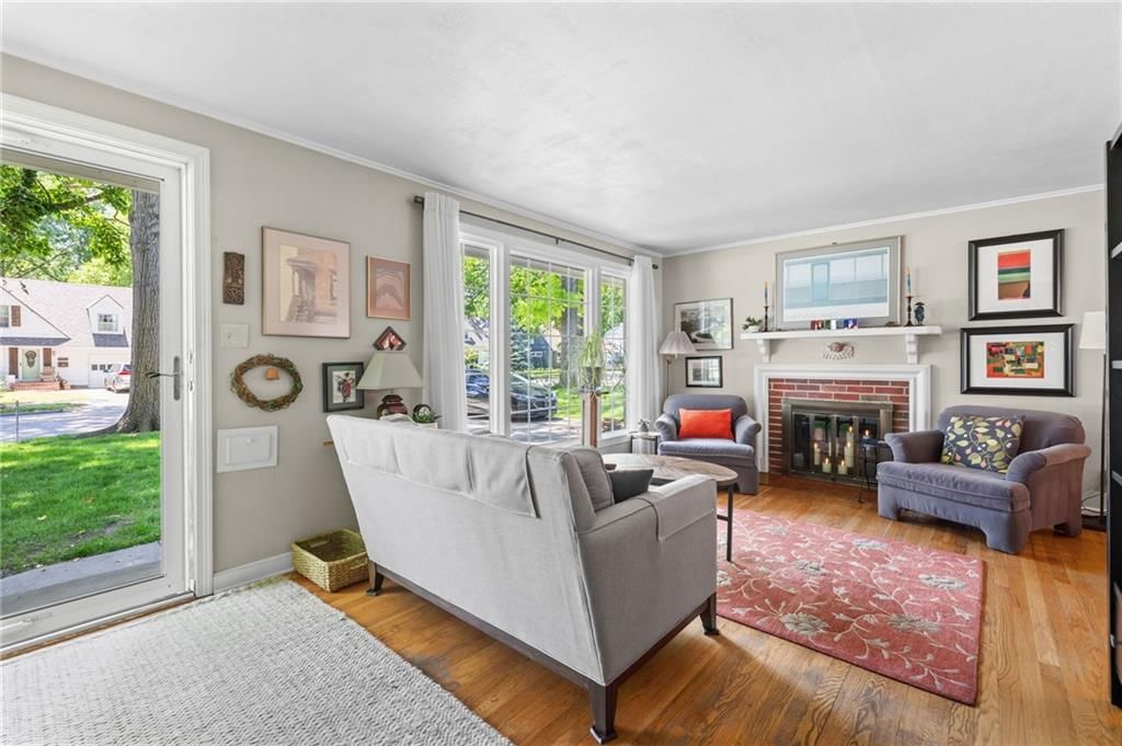 4908 W 71st Street — photo 3
