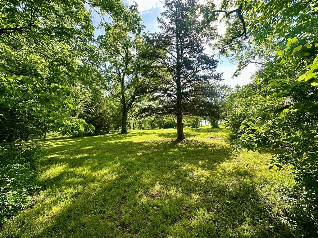 8360 Waverly Road — photo 37