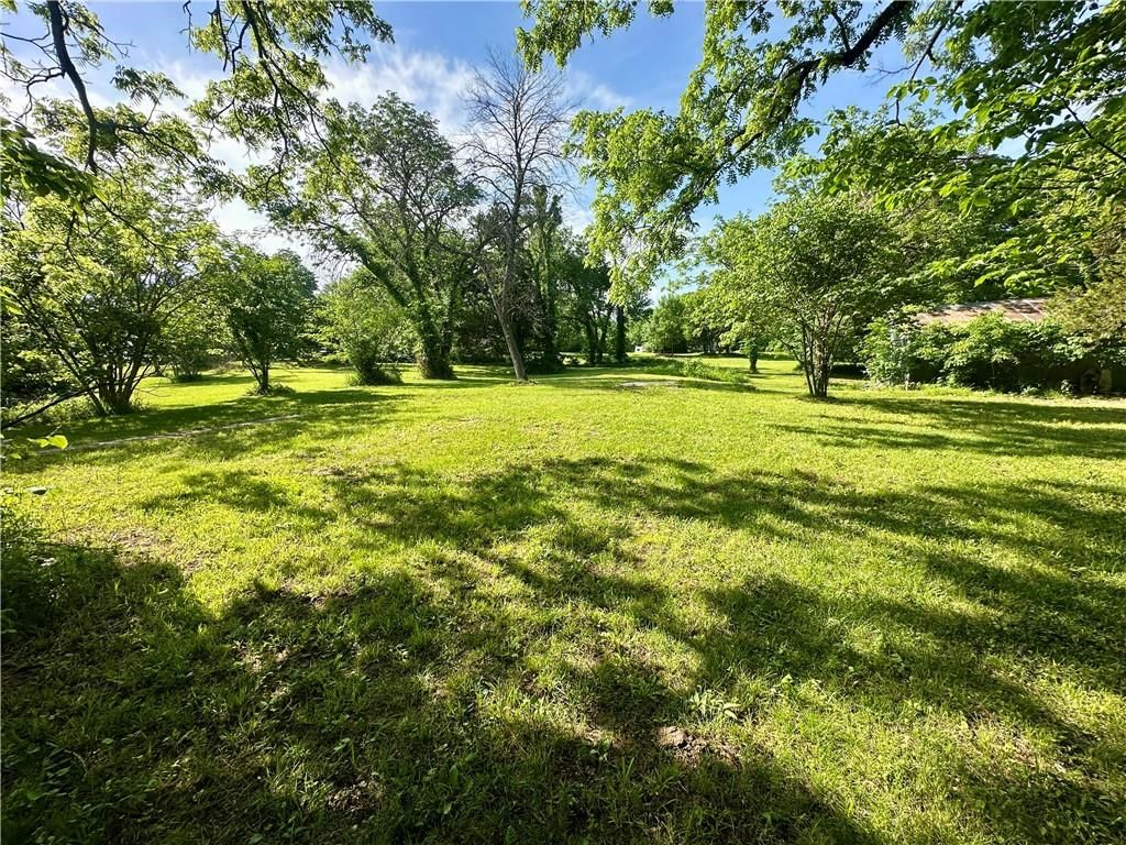 8360 Waverly Road — photo 42