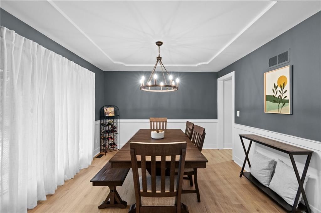 417 NW Cottonwood Drive — photo 5