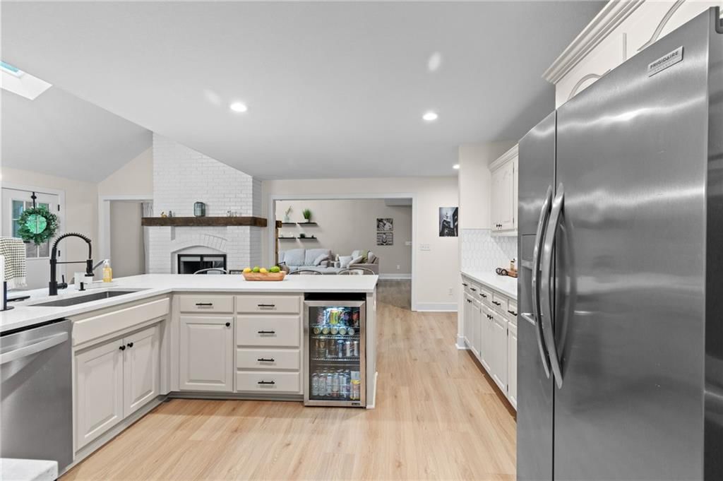 417 NW Cottonwood Drive — photo 11