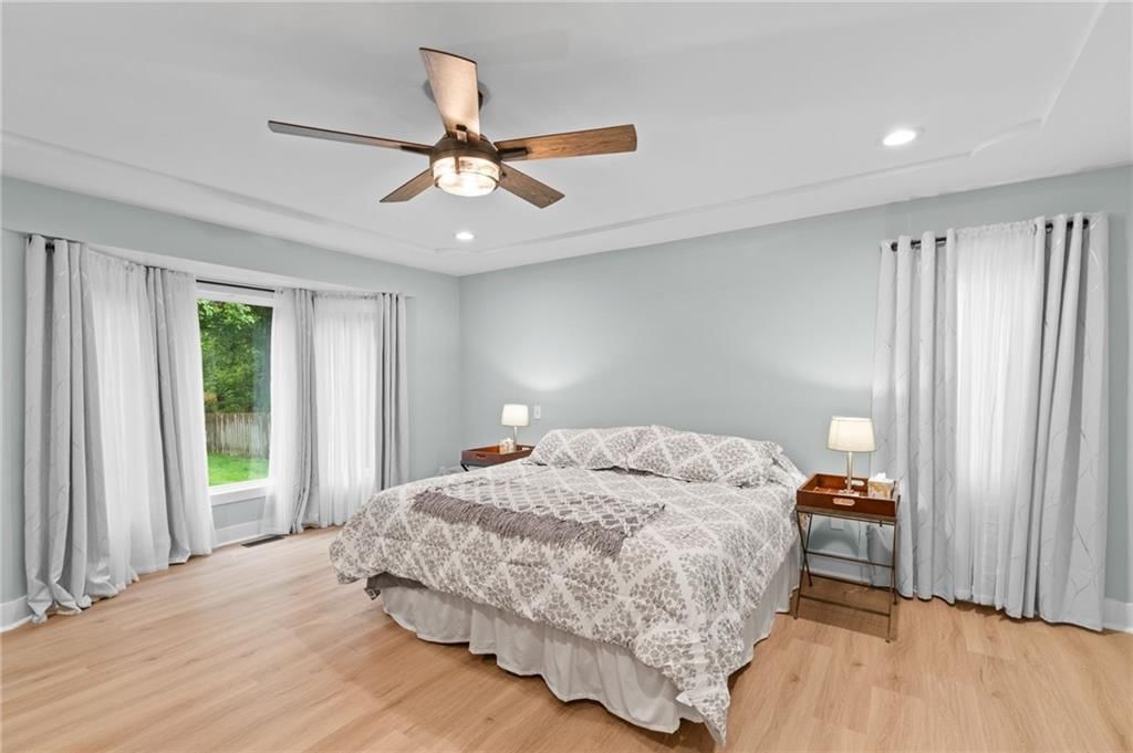 417 NW Cottonwood Drive — photo 14