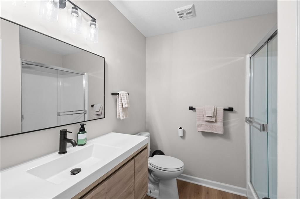 417 NW Cottonwood Drive — photo 29