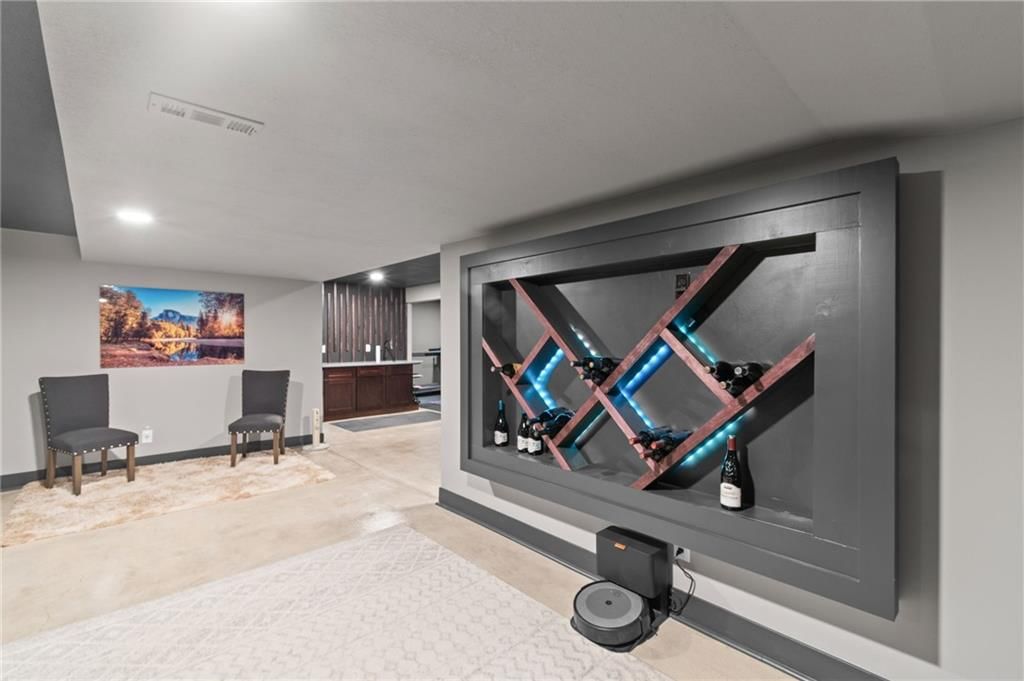417 NW Cottonwood Drive — photo 35