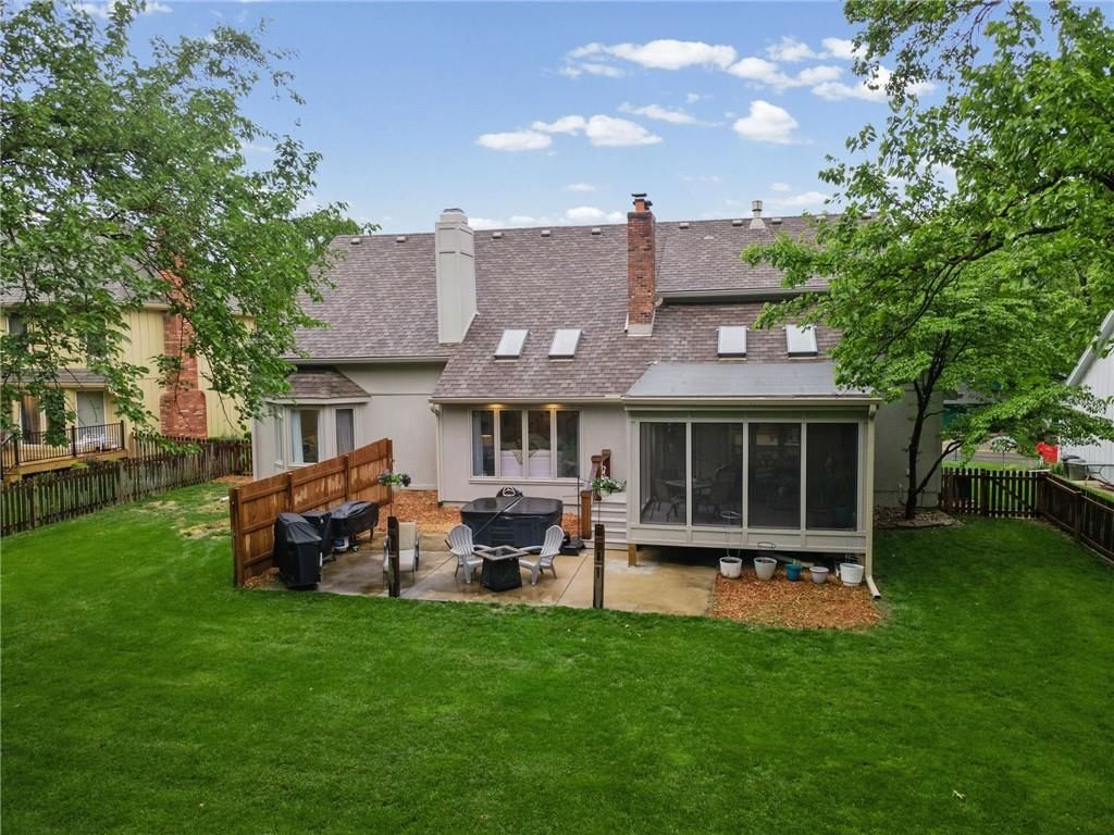 417 NW Cottonwood Drive — photo 48