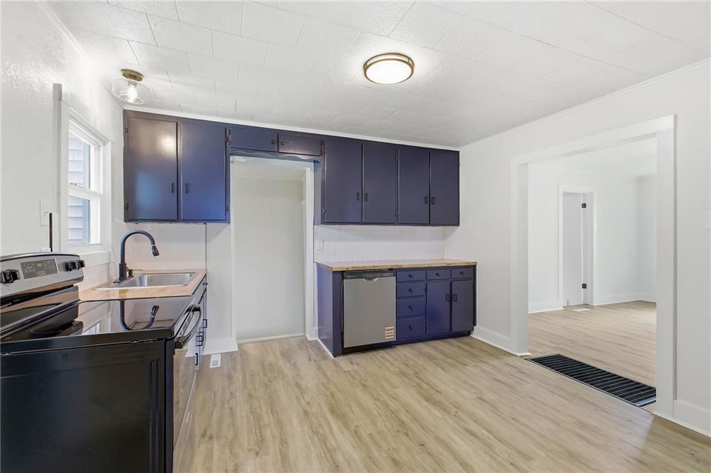 407 S West Street — photo 16