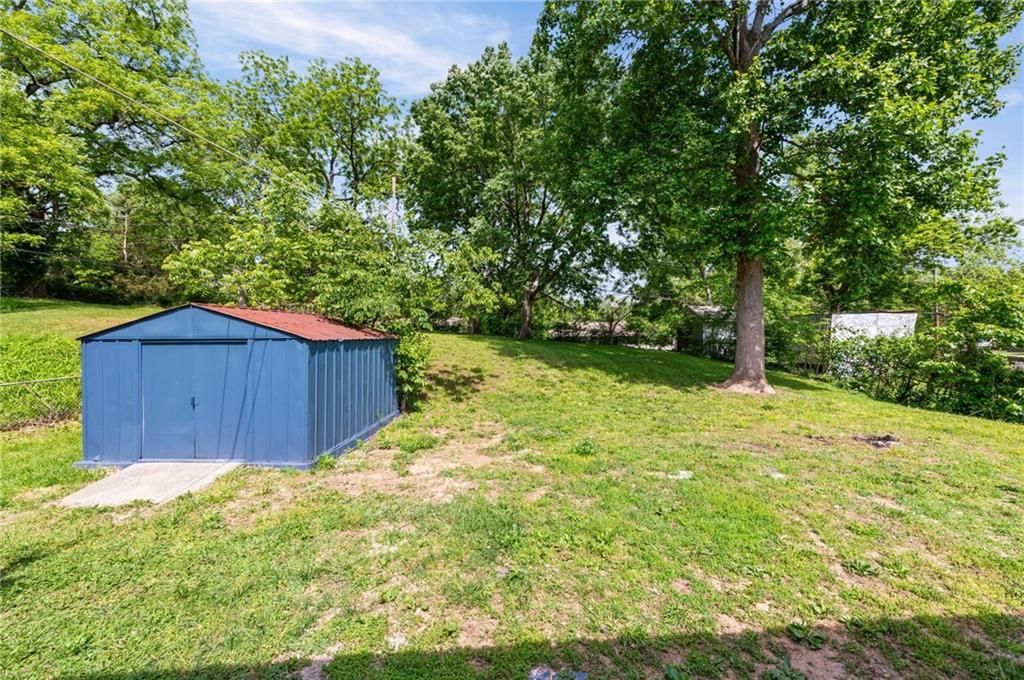 6004 N Tracy Avenue — photo 24