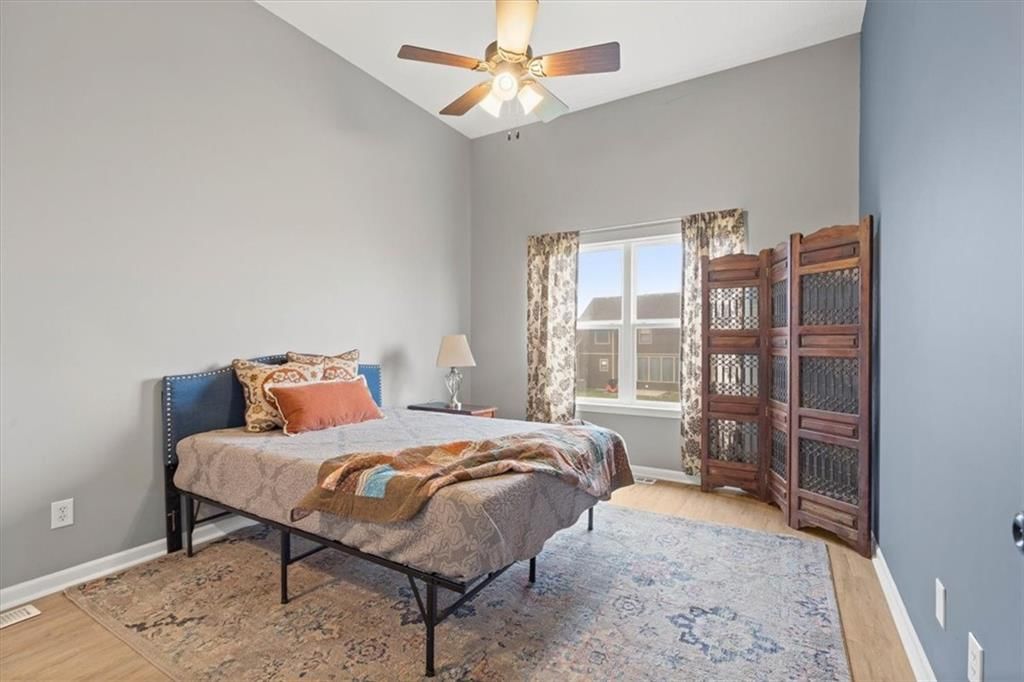 1232 SW WYSTERIA Drive — photo 12