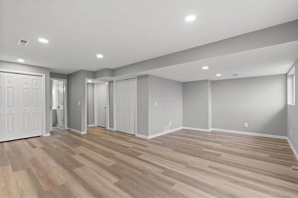 1232 SW WYSTERIA Drive — photo 23