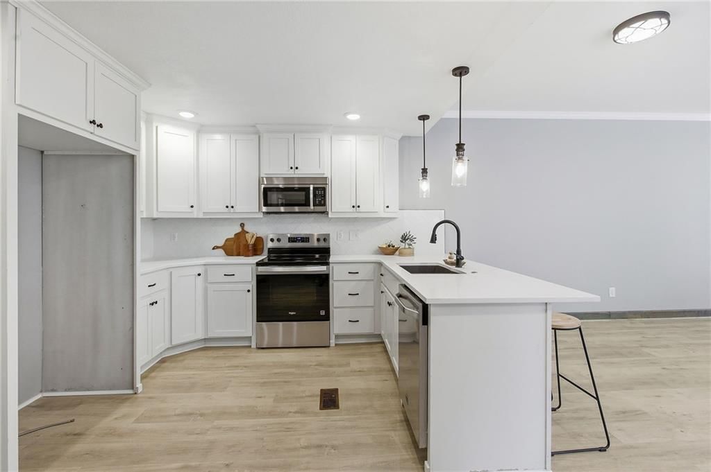 417 N Ridge Avenue — photo 12