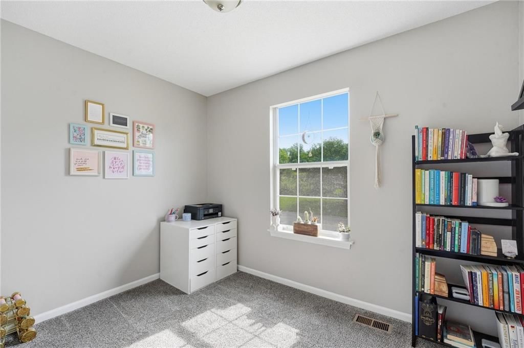 814 S 132nd Street — photo 12