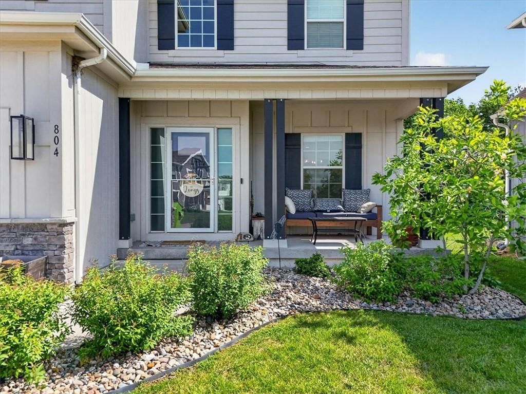 804 SE Holly Court — photo 5