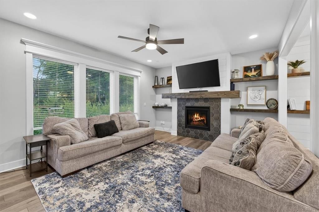 804 SE Holly Court — photo 10
