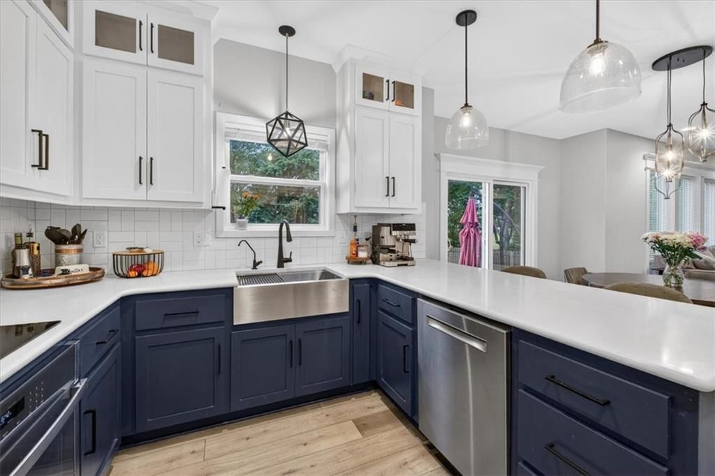 804 SE Holly Court — photo 12
