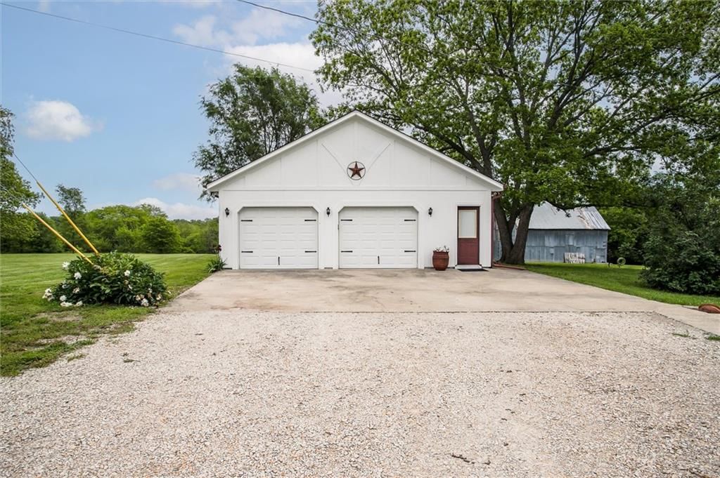 43601 E State Route B Road — photo 10