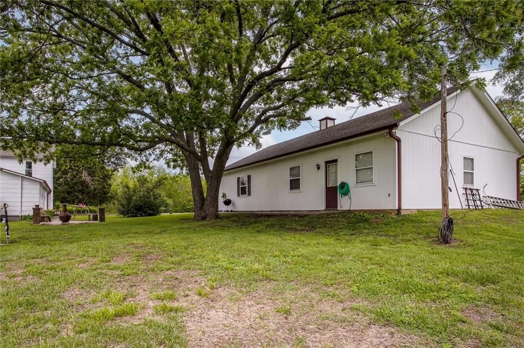 43601 E State Route B Road — photo 12