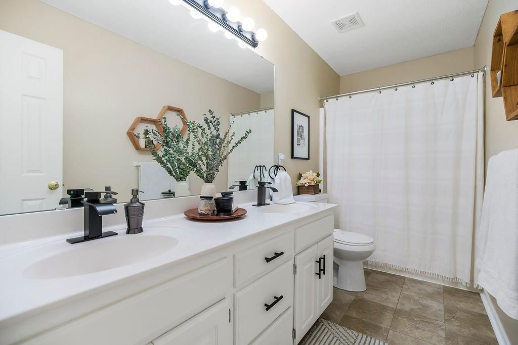 7530 N Skiles Court — photo 15