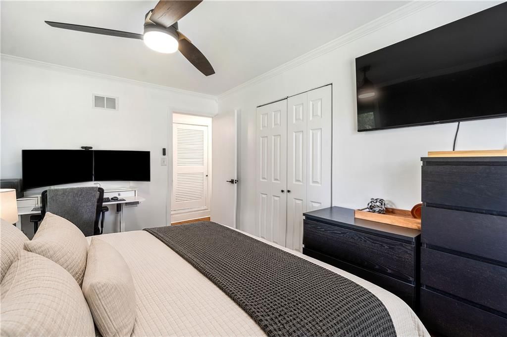 7000 Woodson Street — photo 17