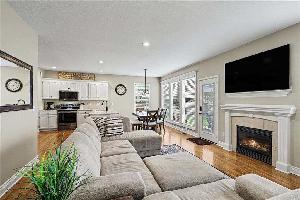 2724 SW Monarch Drive — photo 11