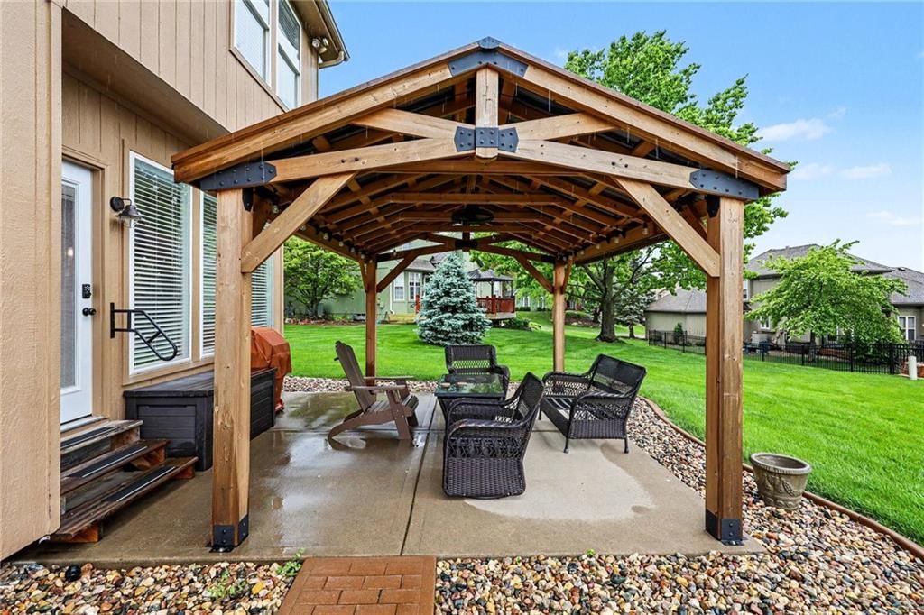 2724 SW Monarch Drive — photo 21