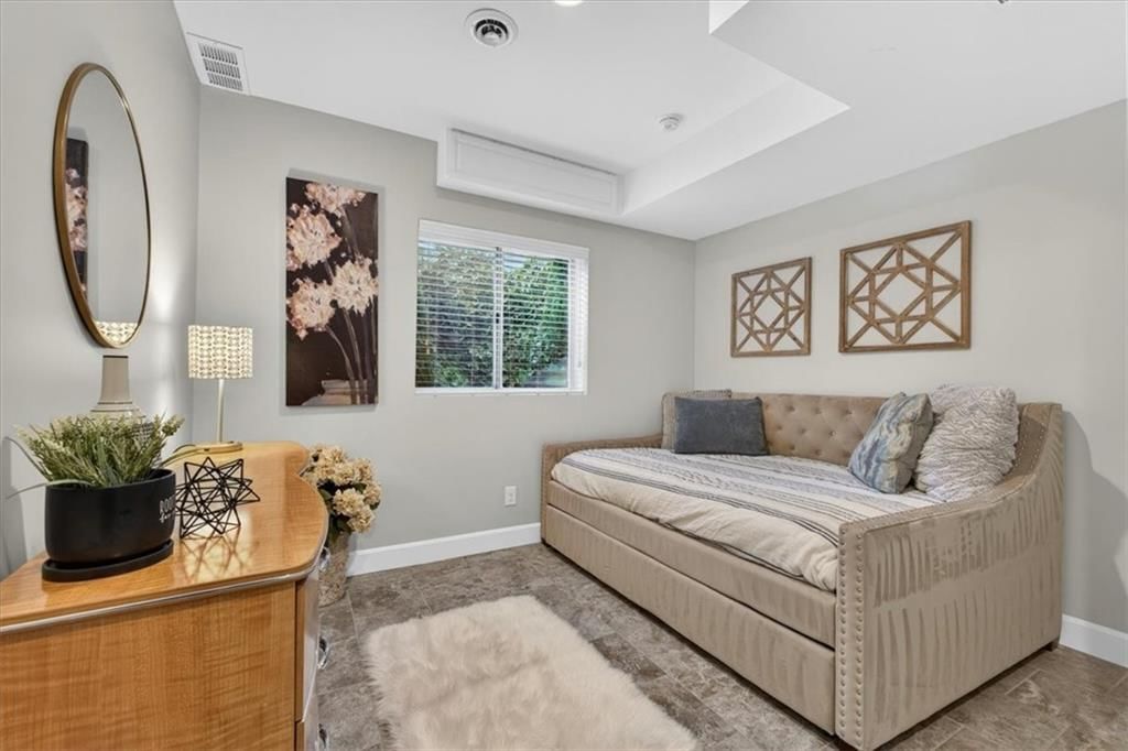 14103 W 142nd Terrace — photo 32