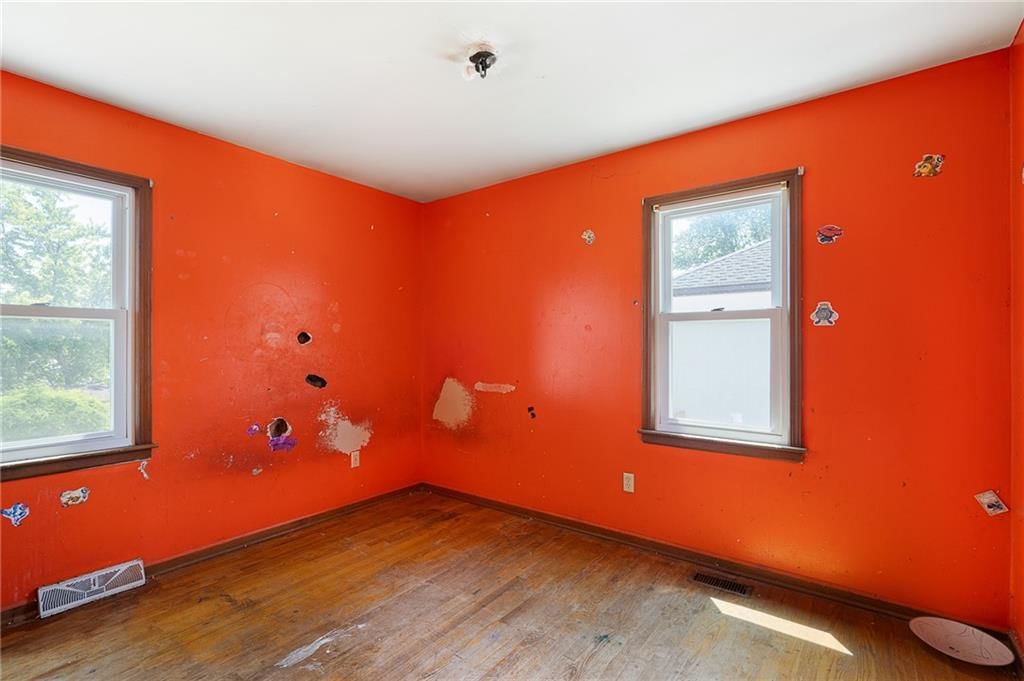 312 S CHESTER Terrace — photo 13