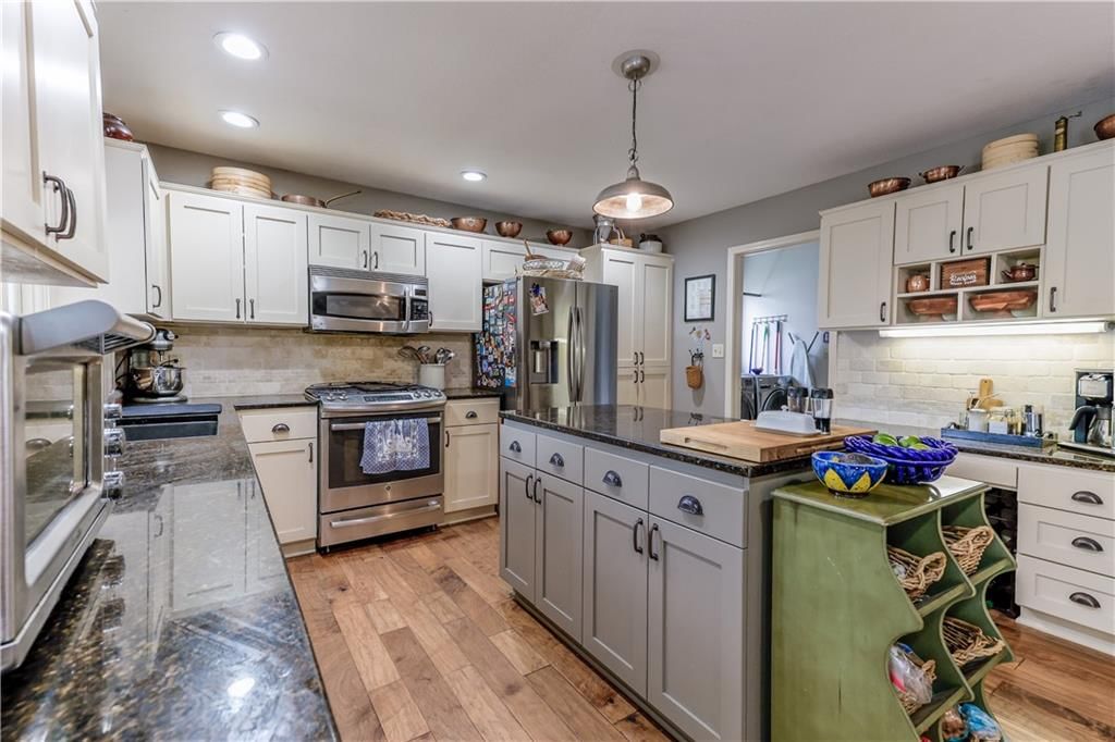 721 Eldridge Street — photo 13